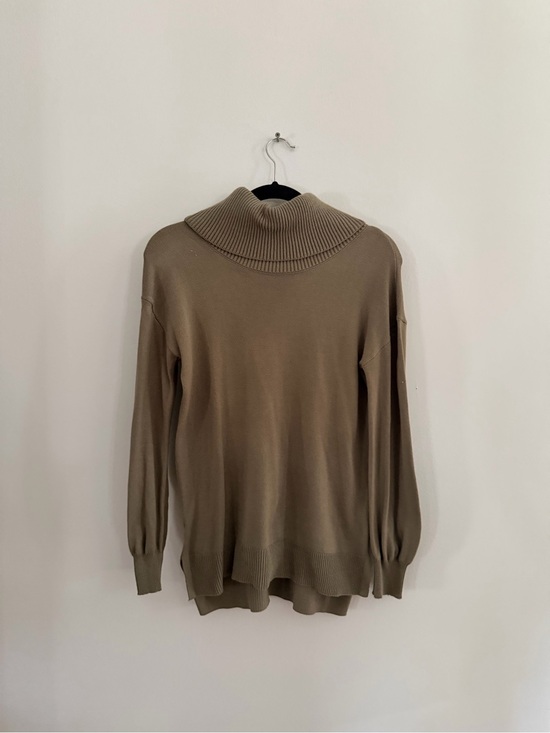 LOFT Sweaters - LOFT Ribbed Turtleneck Sweater in Olive Taupe